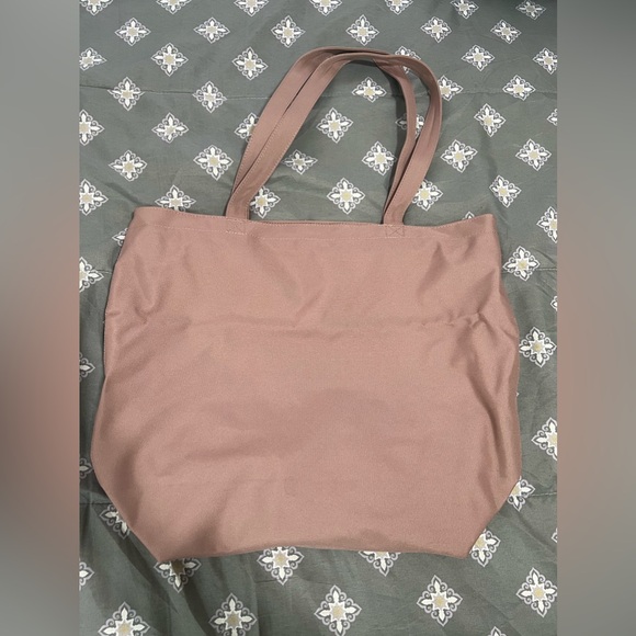 Hershel Supply Company Classic Tote-Mauve Color - Picture 2 of 6